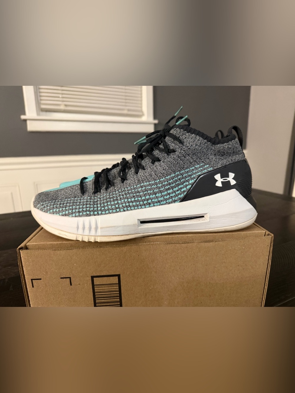 Under Armour Men's Gray Knit Sneakers with Teal Accents
